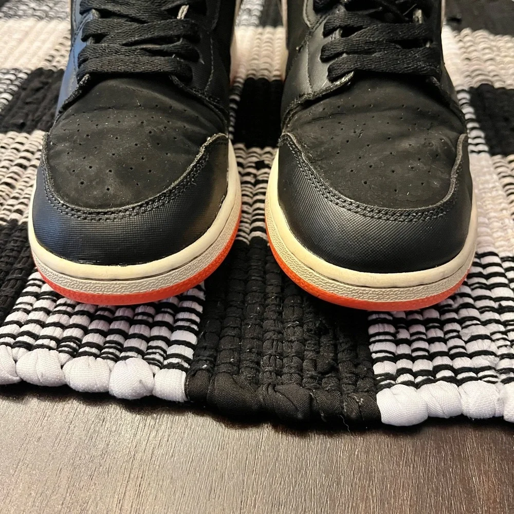 Nike Air Jordan 1 Retro High Black Hot Lava